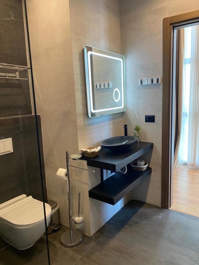 Elmar Hotel Wlora