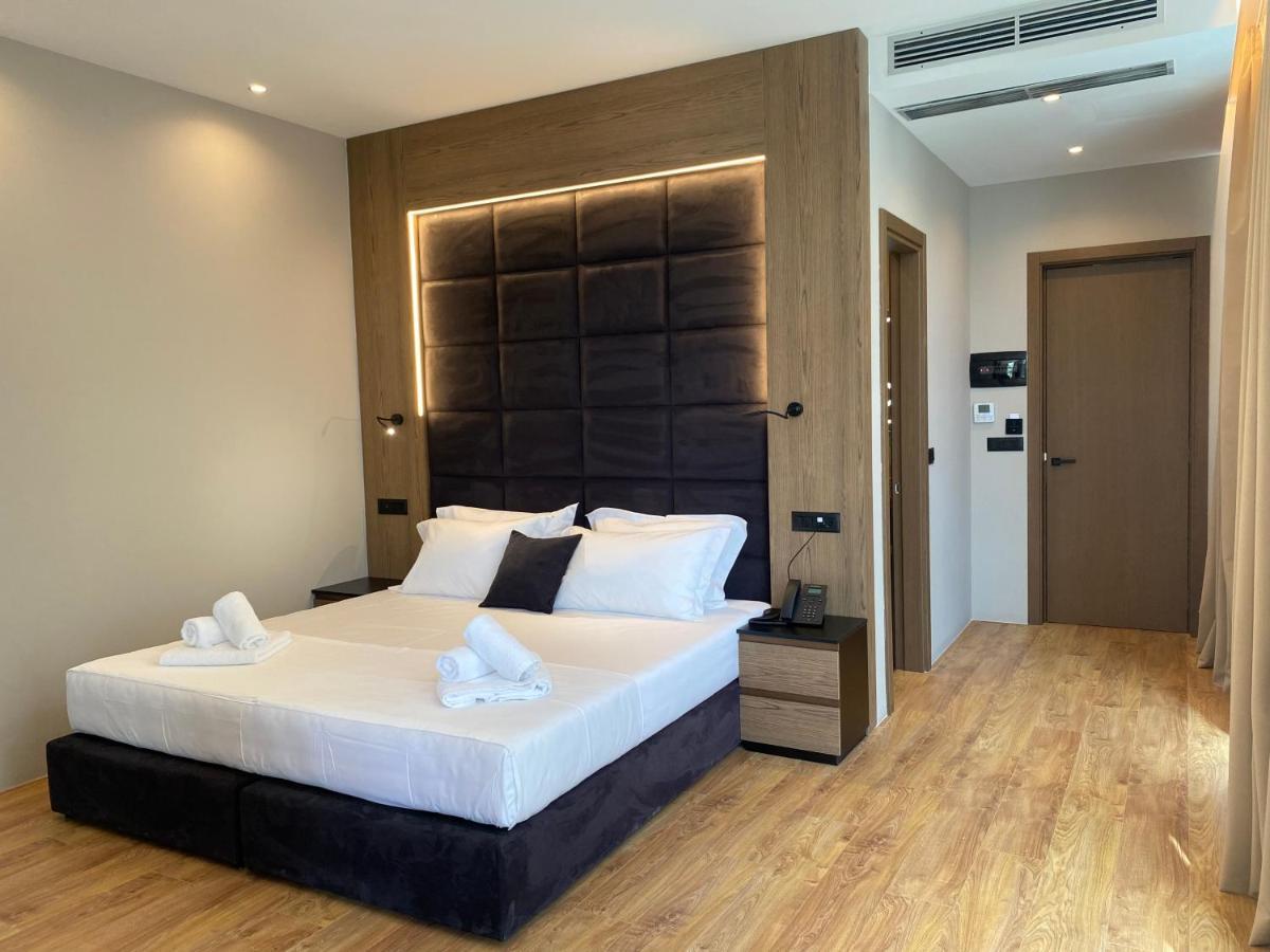 Elmar Hotel Wlora